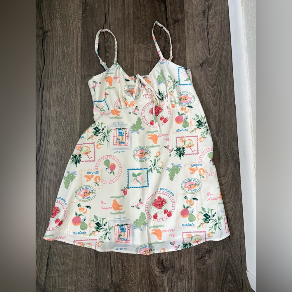 Lulu's White Graphic Print Casual Dress